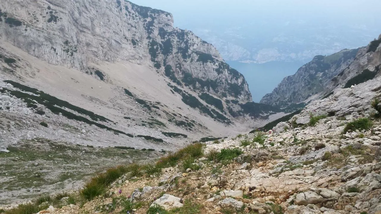 Villa Al Bellavista.Baldo Ferrara di Monte Baldo